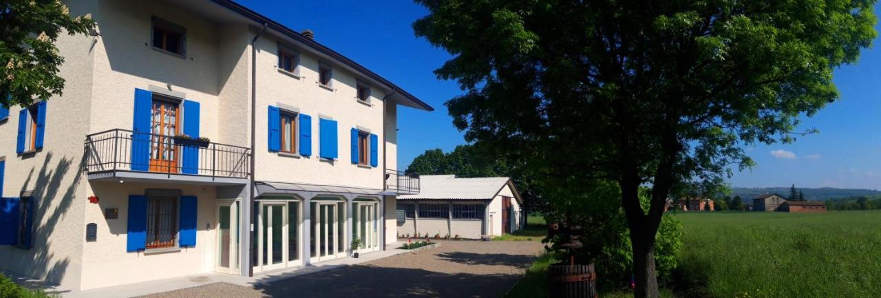 B&B Des Artistes Borzano Dış mekan fotoğraf